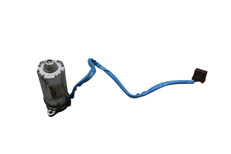 Load image into Gallery viewer, 03-12 Mercedes R230 SL500 Front Right Passenger Side Seat Adjustment Motor Oem