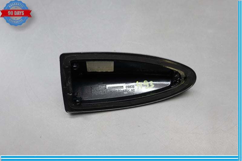 Load image into Gallery viewer, 10-16 BMW 535i GT xDrive Exterior Roof Shark Fin Antenna Cover 9209431 Oem