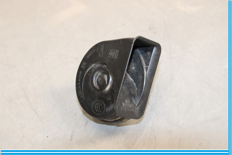 Load image into Gallery viewer, 07-13 BMW 335i 328i Low Tone Pitch Signal Alarm Horn Oem