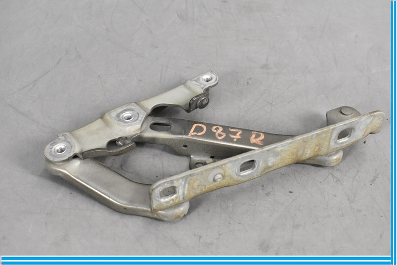 Load image into Gallery viewer, 06-11 Mercedes CLS550 CLS500 W219 Front Right Passenger Engine Hood Hinge Oem