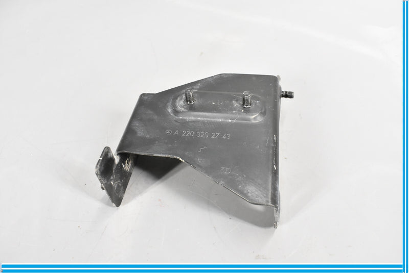 Load image into Gallery viewer, 03-06 Mercedes S600 Wires Bracket on the Amplifier Front Bumper Oem