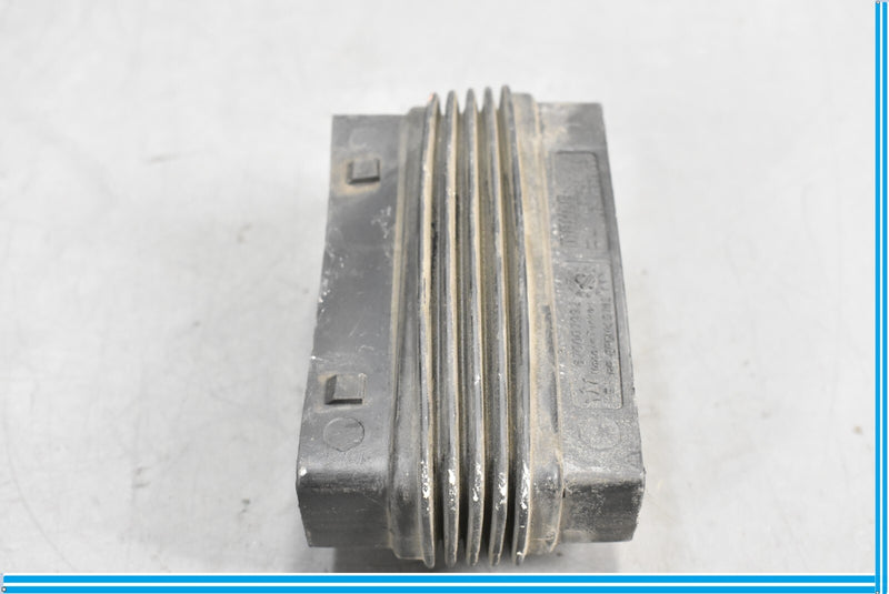 Load image into Gallery viewer, 14-19 Maserati Quattroporte Front Right Air Intake Duct Tube Sleeve Oem
