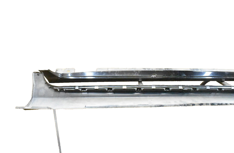 Load image into Gallery viewer, 12-18 Mercedes CLS550 CLS63 AMG W218 Left & Right Skirt Rocker Panel Set Oem