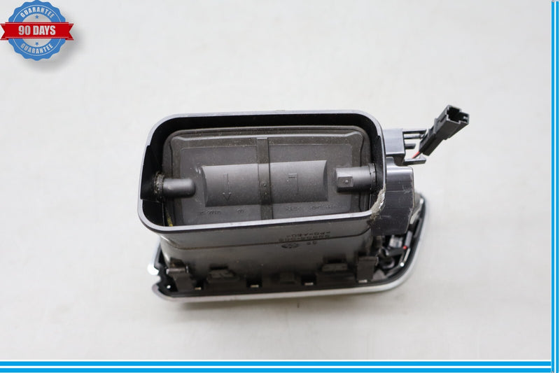 Load image into Gallery viewer, 14-17 Maserati Ghibli S Front Left Side Dash A/C AC Air Vent Trim Panel Oem