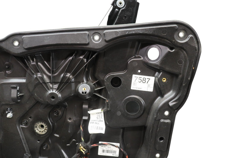 Load image into Gallery viewer, 11-17 Volkswagen Touareg Front Right Passenger Side Door Window Regulator Oem