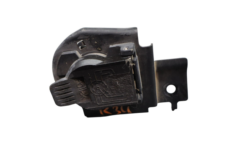 Load image into Gallery viewer, 11-25 Infiniti QX56 QX80 Tow Towing Trailer Hitch Bar Connector Plug Oem