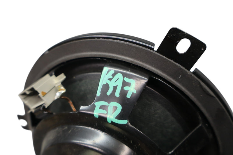 Load image into Gallery viewer, 14-17 Maserati Ghibli Quattroporte Front or Rear Left Side Door Speaker Oem