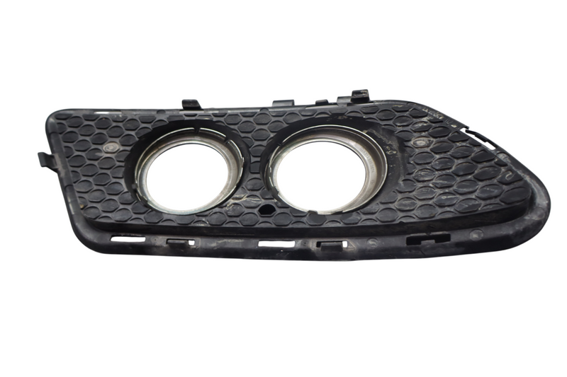 Load image into Gallery viewer, 10-13 Mercedes W212 E550 E350 Front Right Side Bumper Fog Lamp Grille Oem