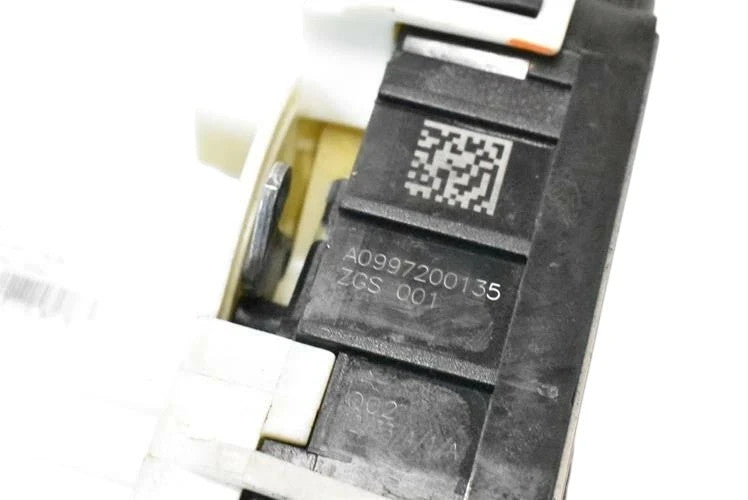 Load image into Gallery viewer, 08-20 Mercedes W204 C300 SLC300 Front Left Side Door Lock Latch Actuator Oem