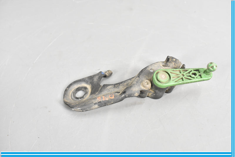 Load image into Gallery viewer, 11-17 Audi A8 L Quattro Headlight Side Height Level Sensor 4H0941310C Oem