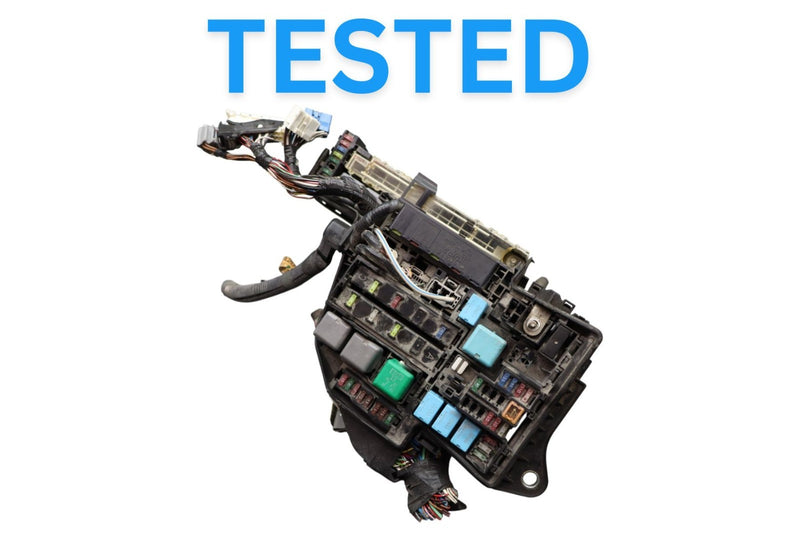 Load image into Gallery viewer, 06-11 Lexus GS430 GS350 IS250 Fusebox Fuse Box Relay Module 89211-30040 Oem