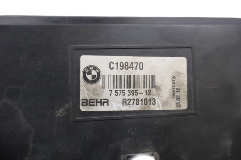 Load image into Gallery viewer, 09-15 BMW 750i 750Li Upper Top Radiator Support Carrier Bracket 17107577117 Oem