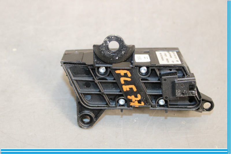 Load image into Gallery viewer, 07-13 Mercedes W221 S550 S600 Front Left Driver Door Lock Unlock Switch Oem