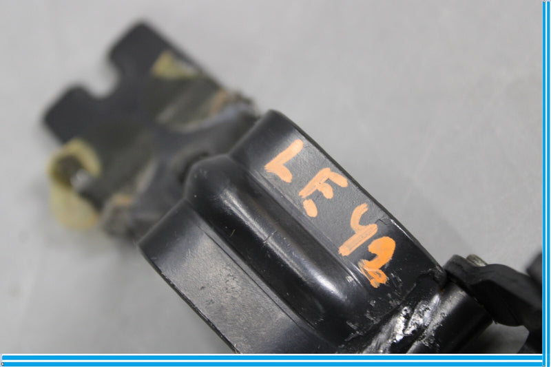 Load image into Gallery viewer, 04-10 BMW 645Ci 650i Left Driver Side Roof Folding Hinge Oem
