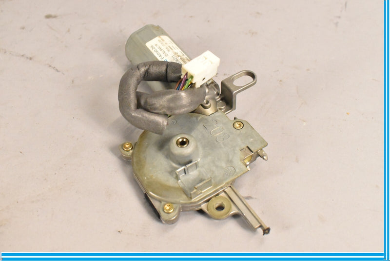 Load image into Gallery viewer, 01-11 Mercedes E320 C240 CLS550 CLS55 AMG W219 Sunroof Moonroof Window Motor Oem