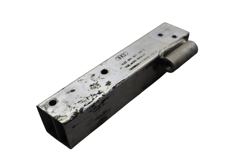 Load image into Gallery viewer, 09-17 Audi Q5 Rear Right Side Bumper Reinforcement Bar Bracket 8R0807332D Oem