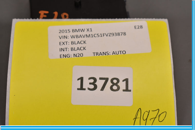 Load image into Gallery viewer, 12-15 BMW E84 X1 Antenna Radio Suppression Filter Module Oem