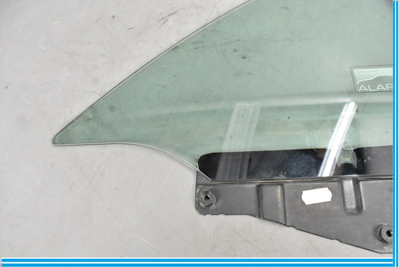 Load image into Gallery viewer, 03-12 Mercedes R230 SL500 SL55 AMG Rear Right Passenger Quarter Window Glass Oem