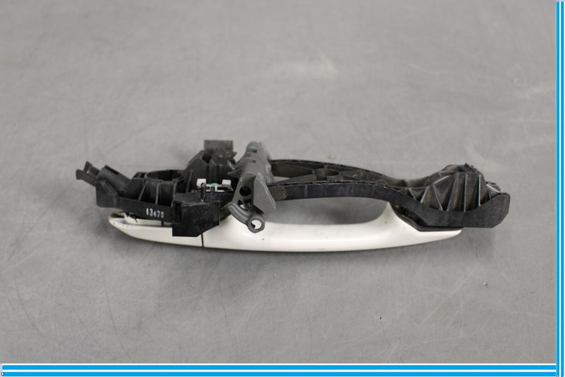 Load image into Gallery viewer, 09-15 Jaguar XF XFR X250 Rear Right Side Exterior Door Handle w/ Bracket Oem