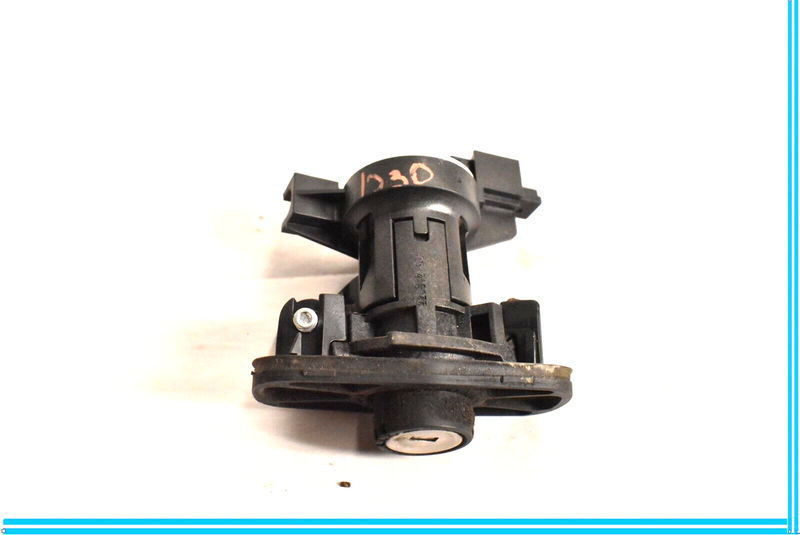 Load image into Gallery viewer, 2012-2018 MERCEDES-BENZ CLS550 TRUNK LID CYLINDER LOCK OEM