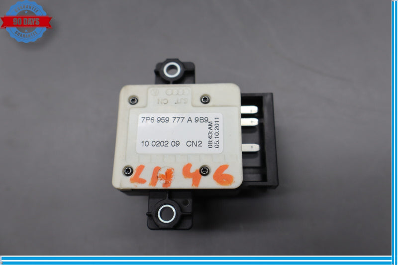Load image into Gallery viewer, 11-18 Volkswagen Touareg Front Left Driver Side Seat Lumbar Control Switch Oem