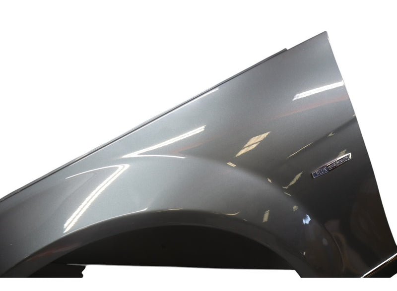 Load image into Gallery viewer, 08-14 Mercedes W204 C250 E350 Left Driver Side Fender Cover Assembly Oem