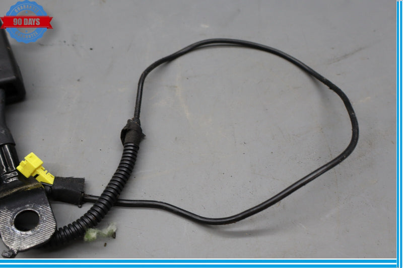 Load image into Gallery viewer, 12-19 Mercedes X166 GL450 GL550 Front Right Side Seat Belt Buckle Black Oem