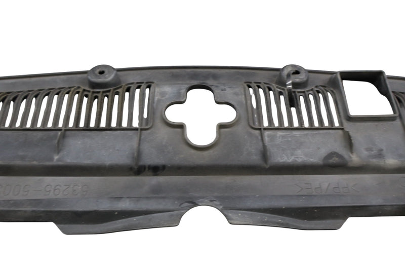 Load image into Gallery viewer, 07-12 Lexus USF40 LS460 Radiator Upper Air Intake Deflector Duct Cover Trim Oem