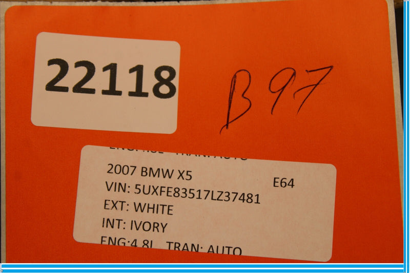 Load image into Gallery viewer, 07-13 BMW X5 E70 Rear Left or Right Side Seat Belt Seatbelt Retractor Oem