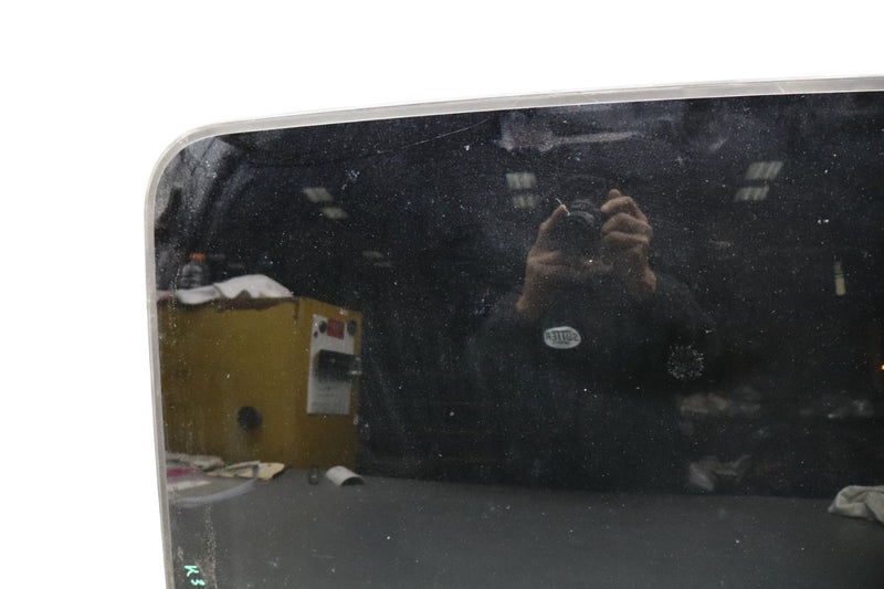 Load image into Gallery viewer, 11-16 Hyundai Equus Sun Roof Sunroof Window Moonroof Glass 81610-3M001 Oem