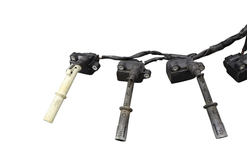 Load image into Gallery viewer, 11-20 Mercedes CLS400 CLS550 W222 E350 AMG Ignition Coil Set of 4 2769060260 Oem