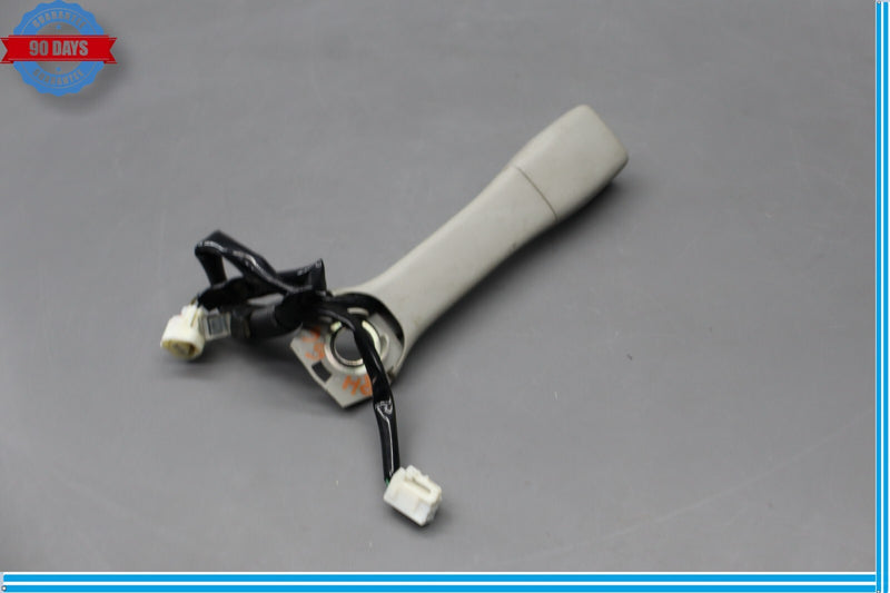 Load image into Gallery viewer, 07-12 Lexus LS460 LS460L Front Right Side Seat Belt Seatbelt Buckle Oem
