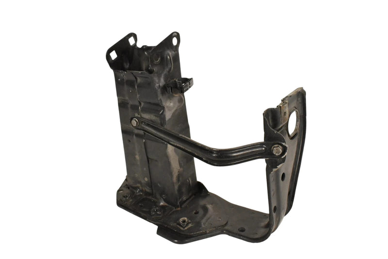 Load image into Gallery viewer, 03-09 Mercedes CLK500 Front Right Bumper Reinforcement Bracket 2096201495 Oem