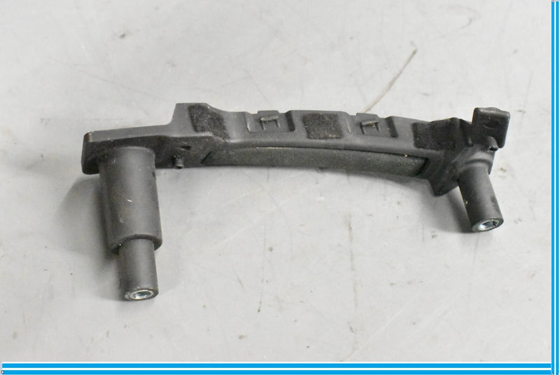Load image into Gallery viewer, 04-13 Maserati Quattroporte Left Driver Inner Door Handle Pull Bracket Oem