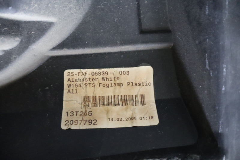 Load image into Gallery viewer, 06-08 Mercedes W164 ML320 ML500 Front Bumper Cover Panel Assembly Oem