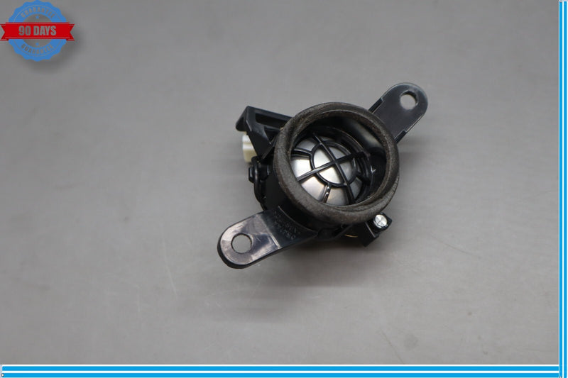 Load image into Gallery viewer, 09-16 Hyundai Equus SIG Rear Right Passenger Side Door Panel Speaker Tweeter Oem