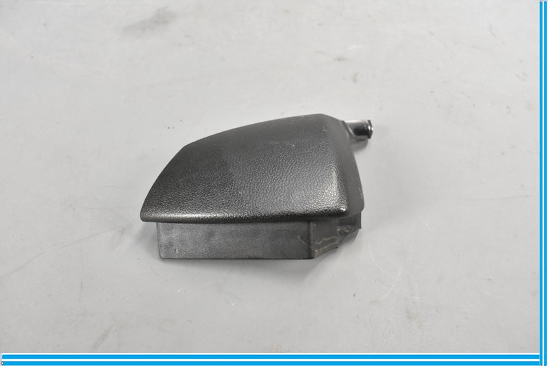 Load image into Gallery viewer, 08-12 Mercedes S550 S600 Front Left Driver Side Seat Corner Ornamental Cover Oem