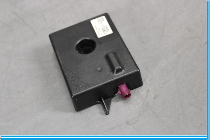 Load image into Gallery viewer, 12-18 BMW 320i 328i 428i Antenna Radio Signal Amplifier Control Module Oem