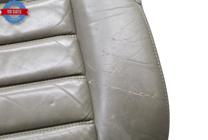 Load image into Gallery viewer, 03-07 HUMMER H2 Front Right Passenger Side Seat Lower Cushion 88940350 Oem