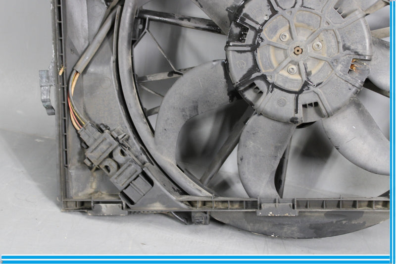 Load image into Gallery viewer, 07-13 BMW 335i 328i Engine Fan Assembly Oem