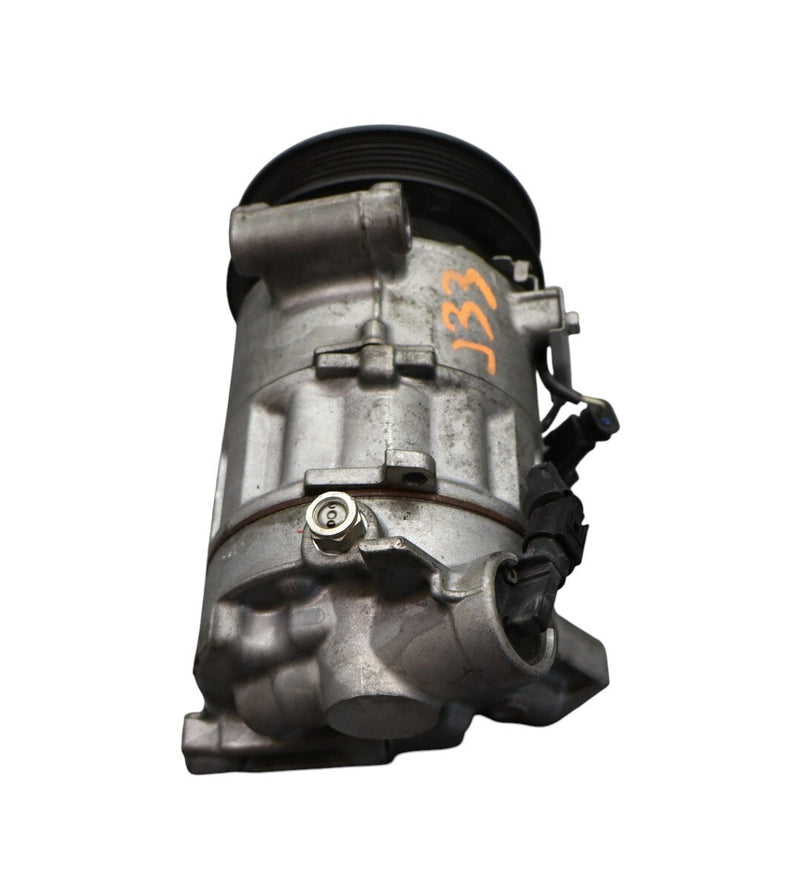 Load image into Gallery viewer, 17-20 ALFA Romeo Giulia A/C AC Air Conditioning Compressor & Clutch Oem