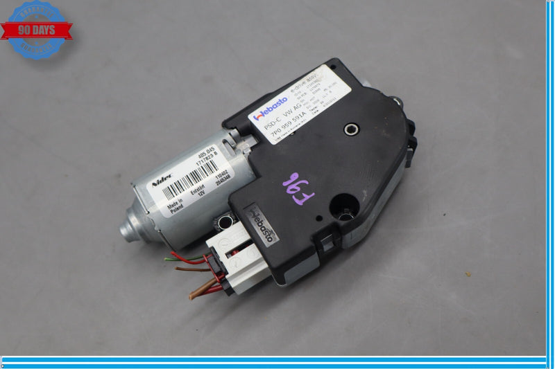 Load image into Gallery viewer, 11-17 Volkswagen Touareg Rear Panoramic Sunroof Sun Roof Motor Assembly Oem