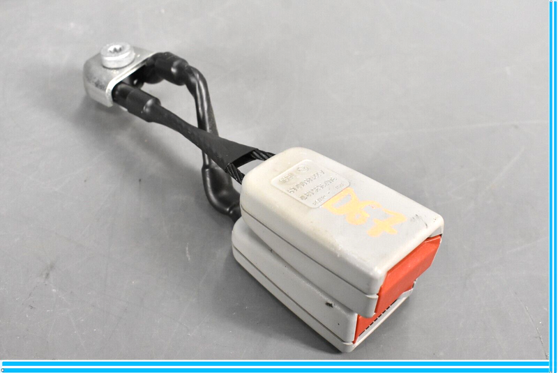 Load image into Gallery viewer, 07-13 Mercedes S550 S600 S400 W221 Rear Right Seatbelt Seat Belt Dual Buckle Oem