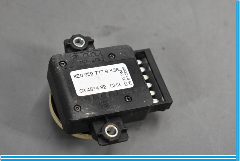 Load image into Gallery viewer, 09-12 Audi A4 Front Left Driver Side Seat Lumbar Switch Black Oem