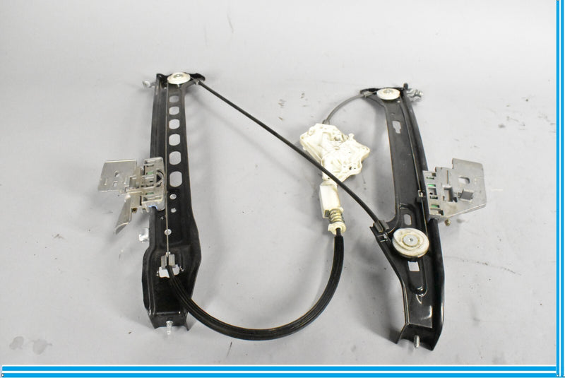 Load image into Gallery viewer, 06-11 Mercedes CLS550 CLS55 AMG W219 Rear Right Door Window Regulator Oem