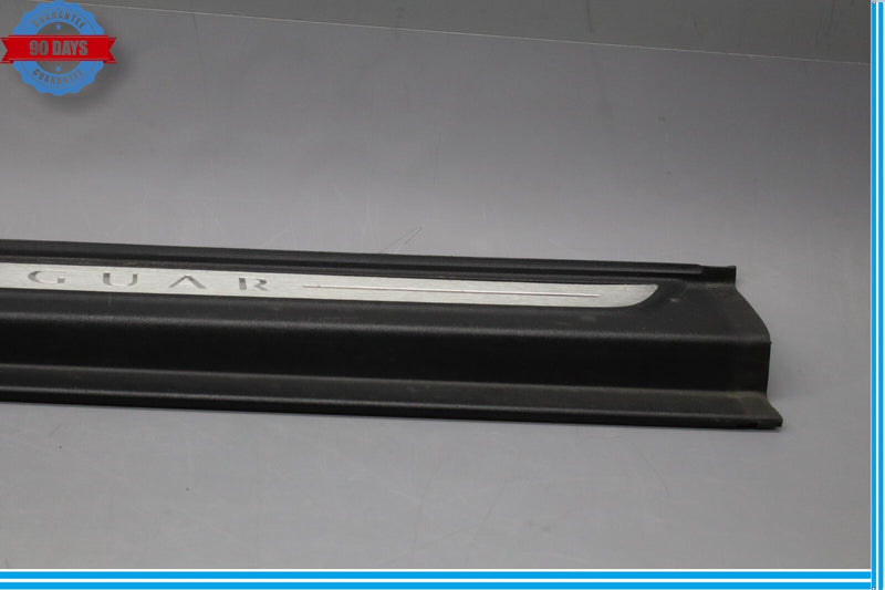 Load image into Gallery viewer, 07-15 Jaguar XK XKR Front Right Passenger Side Treadplate Cover Trim Oem