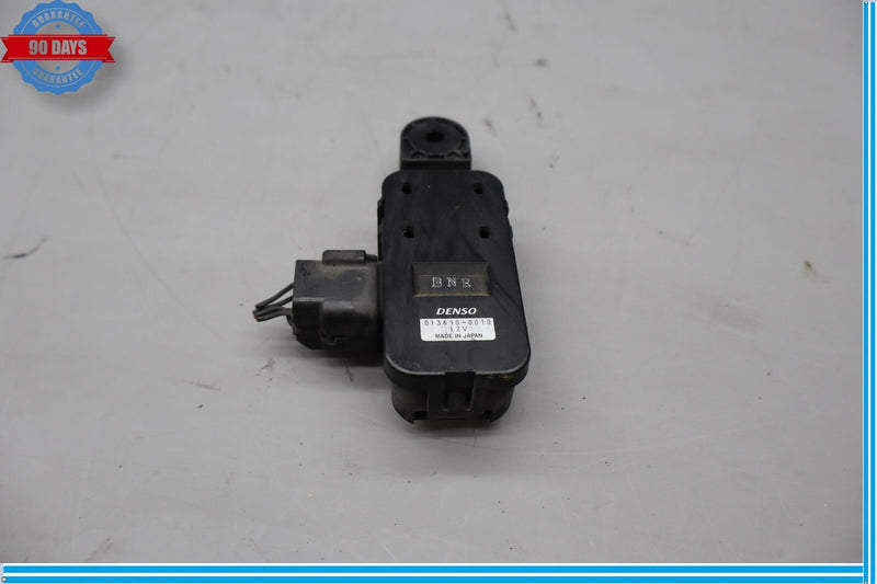 Load image into Gallery viewer, 10-18 Jaguar X351 XJ XJL Smog Emission Control Module Sensor 013650-0010 Oem