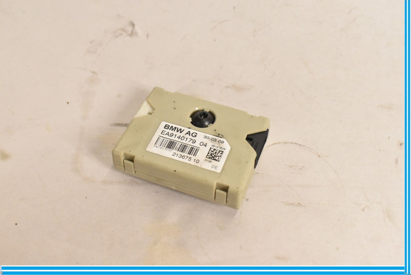 Load image into Gallery viewer, 09-12 BMW 750i 750Li F01 F02 Trap Circuit Antenna Amplifier 213675-10 Oem