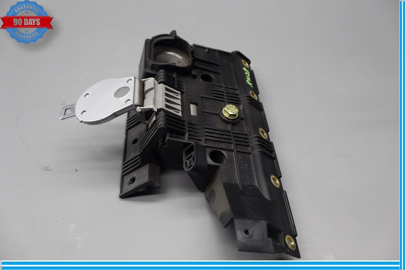 Load image into Gallery viewer, 03-08 Mercedes R230 SL500 Rear Right Side Speaker Luggage Seatbelt Retractor Oem