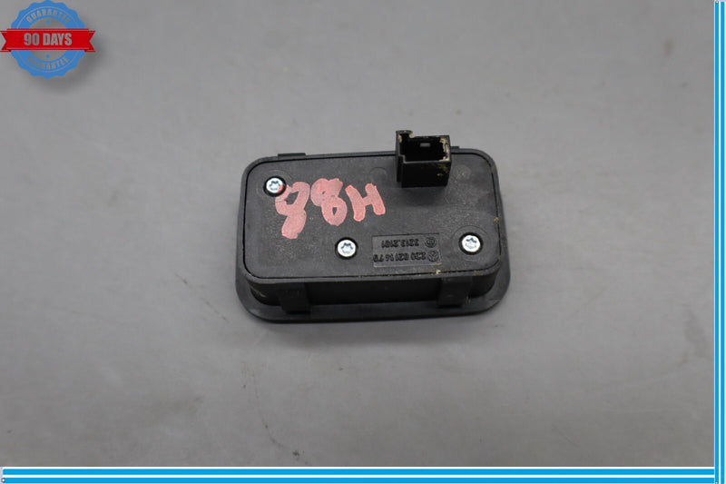 Load image into Gallery viewer, 07-14 Mercedes CLS550 SL550 Trunk Lock Close Button Switch 2208211479 Oem